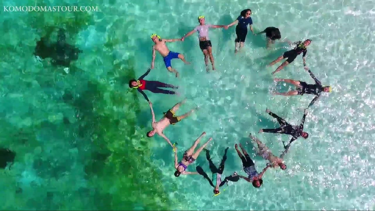 snorkeling komodo