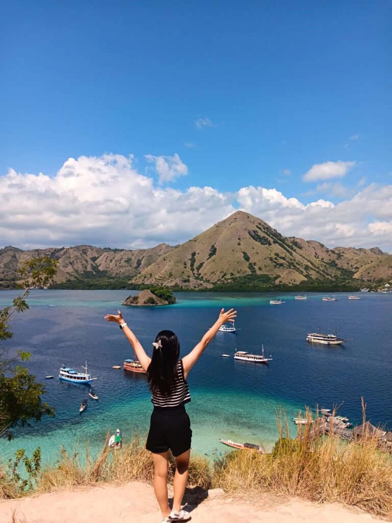 komodo tour 2 days