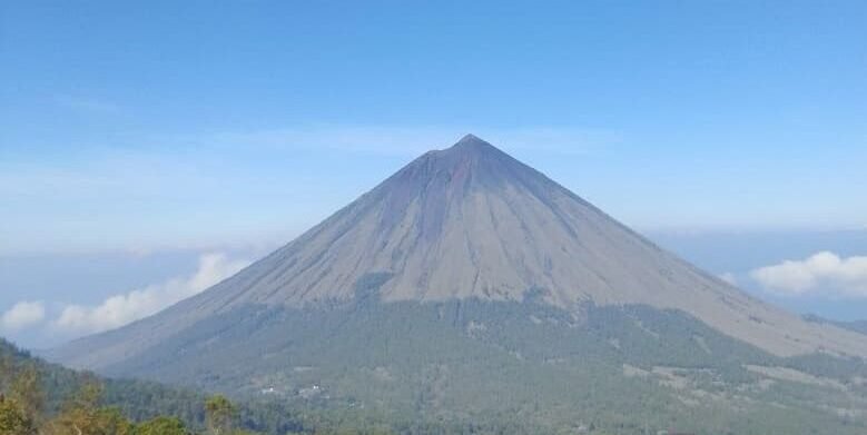Flores Overland Tour 12 Days 11 Nights – A Journey from Ende to Labuan Bajo